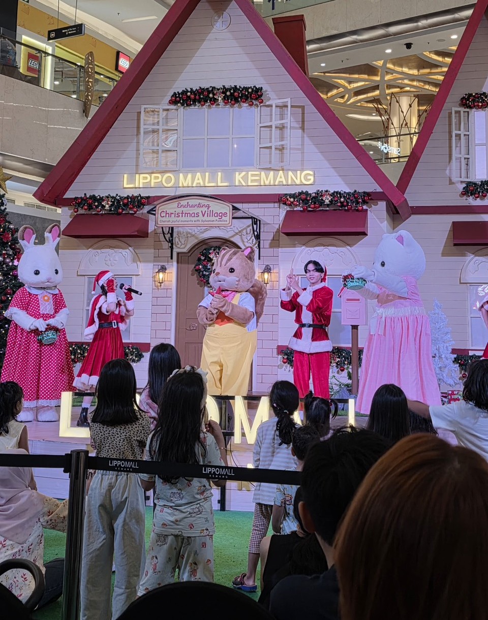 Sylvanian Families Christmas at Lippo Mall Kemang